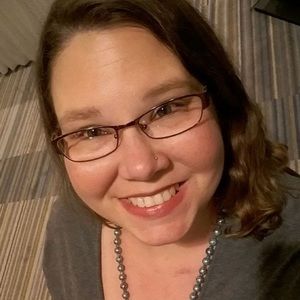 Meet your Posher, Vanessa